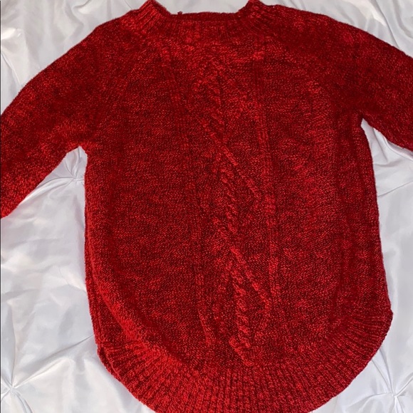 red long sleeve sweater - Picture 1 of 4